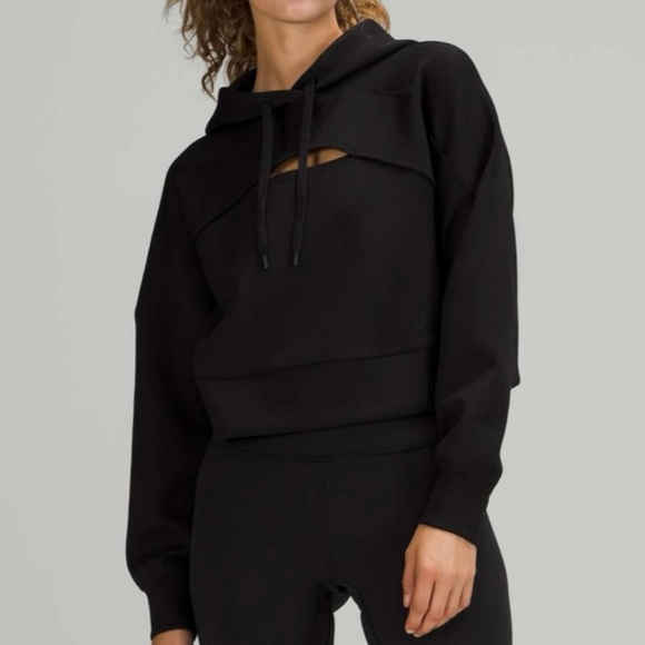 LULULEMON Black Get Centred Crop Hoodie Modal Pullover Active Sweatshirt Size 10 - Picture 1 of 11